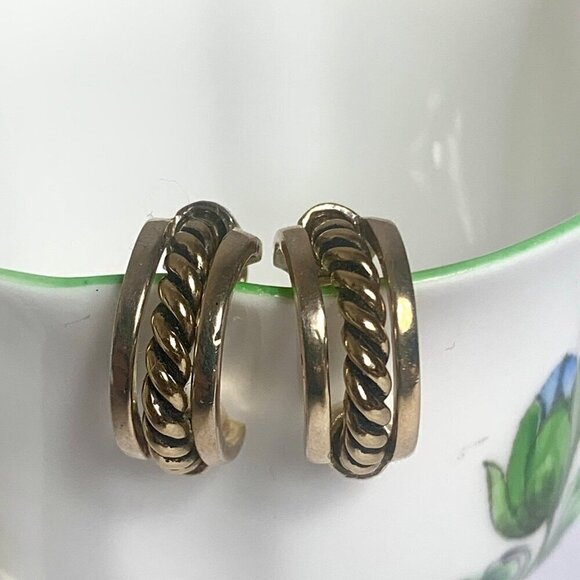 Vintage Monet Gold Tone Clip On Earrings - Picture 1 of 9